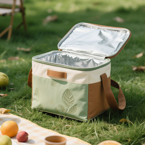 Outdoor picnic bag customized portable hand-held lunch bag insulation large capacity ice pack work camping lunch bag